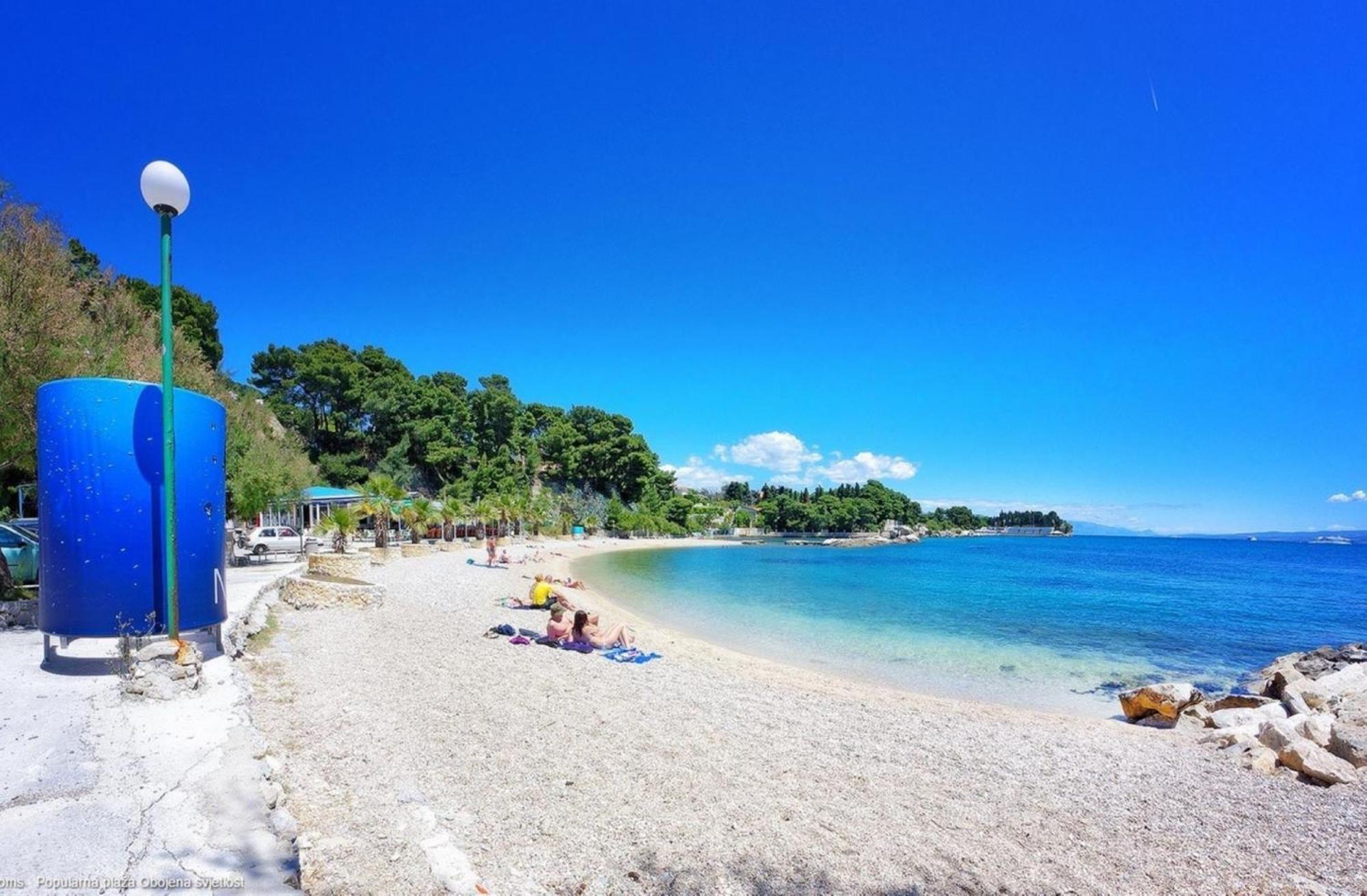 Beachfront Apartment Drazen, With Garden And Parking Split Extérieur photo